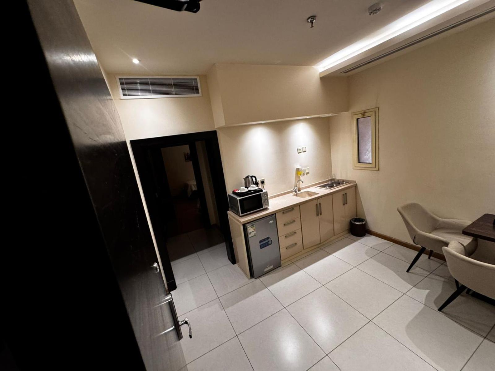 Fanan Suite Jeddah Eksteriør billede